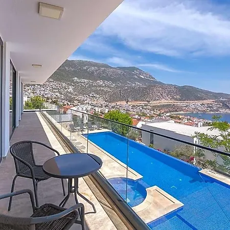 Sleeps 10 Pool Air Con Wifi Vilă