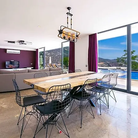 Sleeps 10 Pool Air Con Wifi