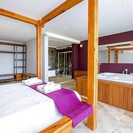 Sleeps 10 Pool Air Con Wifi Kalkan